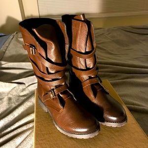 Brown leather Boots